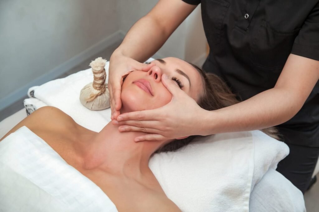 glowskinjpg-07 content-image